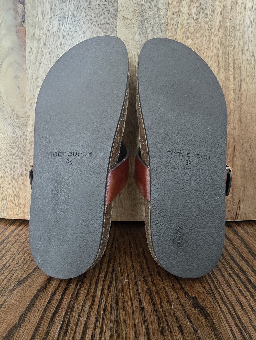 Tory Burch Mellow T-Strap Sandal 6.5 - Picture 3 of 5